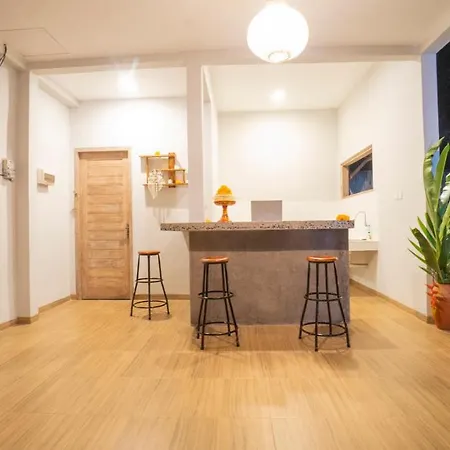 Aura Dormitory House Ubud-2